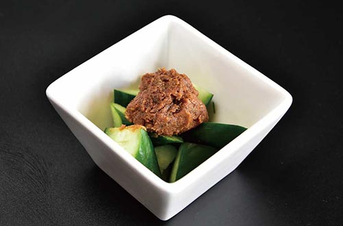 肉みそキュウリ 350円