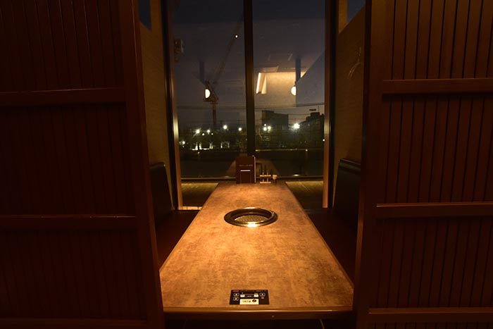 テーブル個室